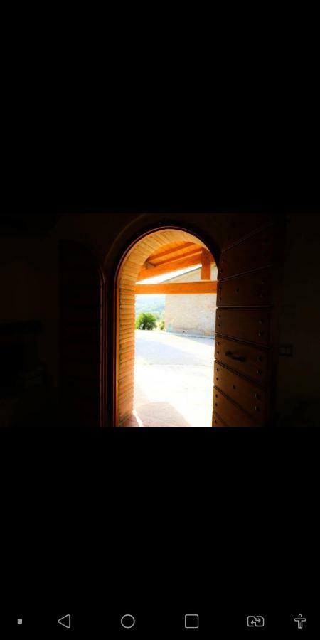 Agriturismo La Tana Città di Castello Buitenkant foto